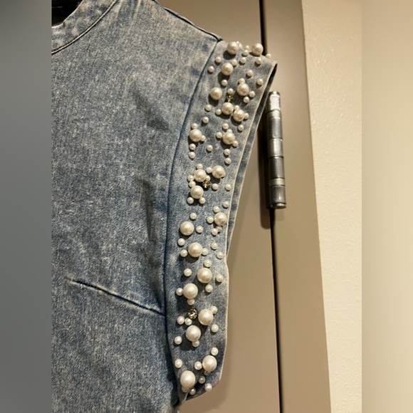 Love University Janice Denim, Diamonds and Pearl Top Size Small - Picture 6 of 12